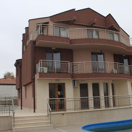 Sea & Hill Guest Houses Хотелски Тип Lozenets Bagian luar foto