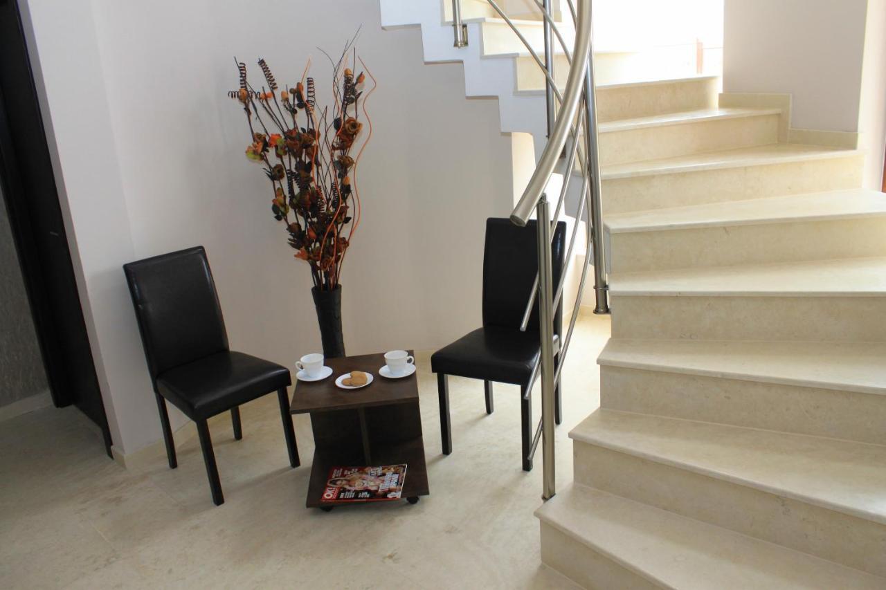 Sea & Hill Guest Houses Хотелски Тип Lozenets Bagian luar foto